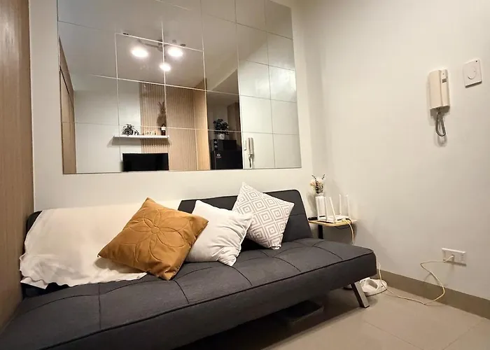 Apartment View Near Moa & Naia With Ps4, Wi-fi, Netflix Manila
