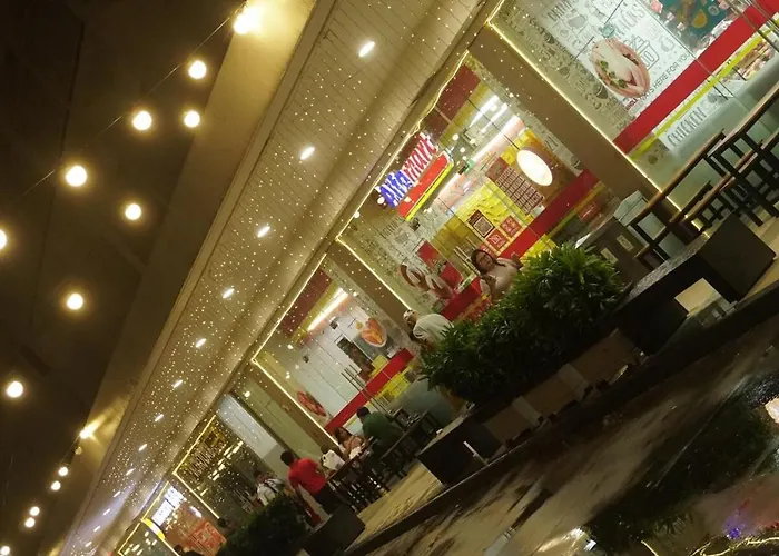 View Near Moa & Naia With Ps4, Wi-fi, Netflix Apartment Manila
