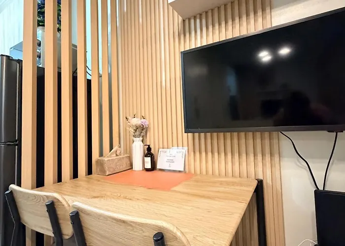 Apartment View Near Moa & Naia With Ps4, Wi-fi, Netflix Manila